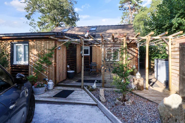 Correze. Marcillac-la-Croisille. Wooden House 3 Minute Walk from the Lake with 3 Bedrooms, Summer House and Outside Spa… photo 3