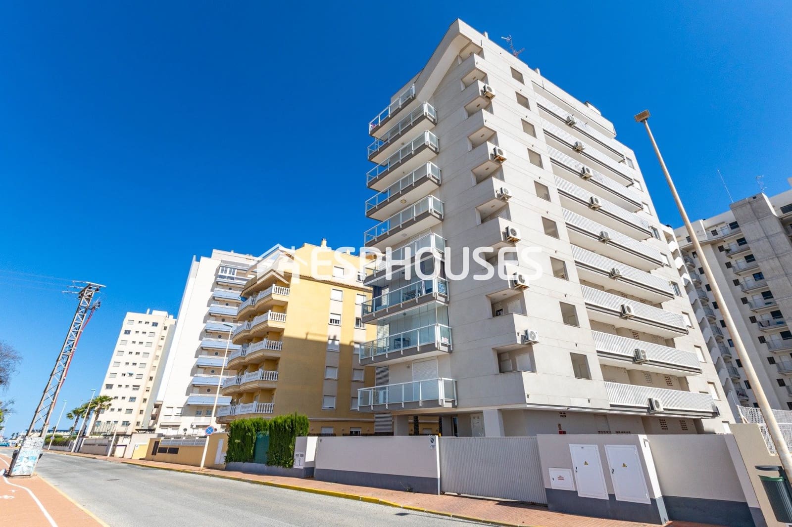 Apartment for sale in Puerto Deportivo, Guardamar del Segura, Alicante