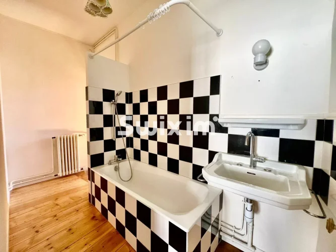 Charming Apartment in Lons-Le-Saunier photo 3