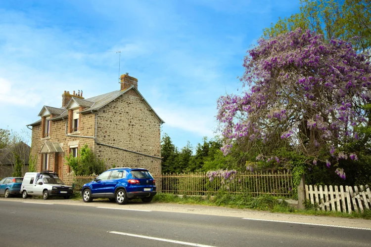 Normandy, la Manche, Ducey-Les-Cheris, 2 Bedroom, Detached, Walking Distance to Town. Bargain