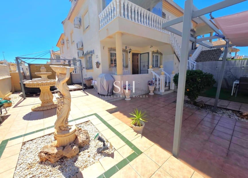 Apartment for sale in Villamartin, Orihuela, Alicante photo 3