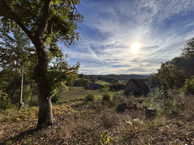 Correze. Nr. Neuvic. Barn and Land of 3000m². Beautiful View! photo 3