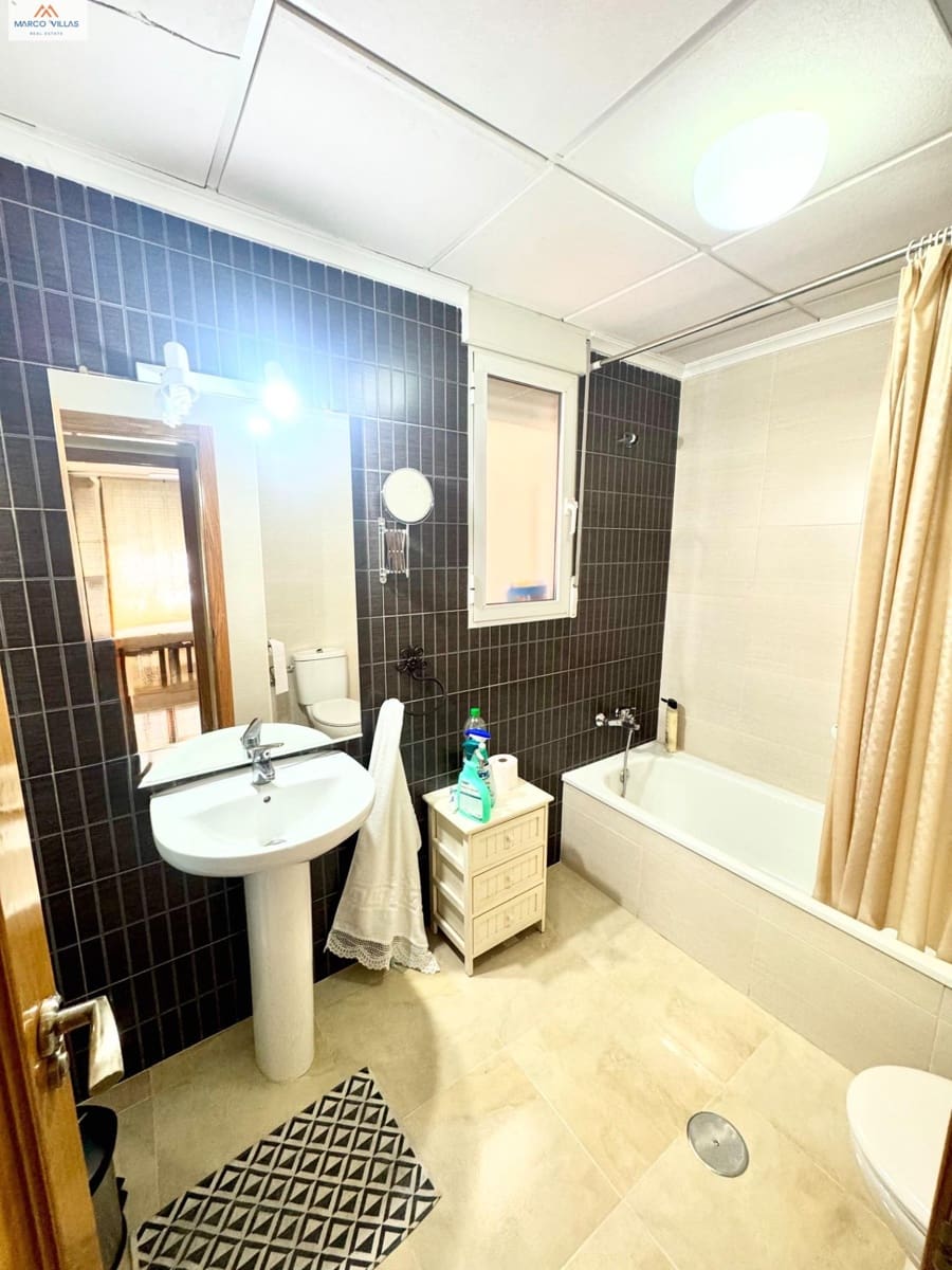 Apartment for sale in Dolores, Alicante photo 5