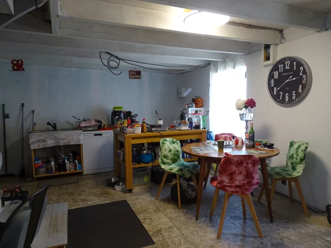 Finistère. Character Village Property with Renovation Potential in the Heart of Collorec photo 4