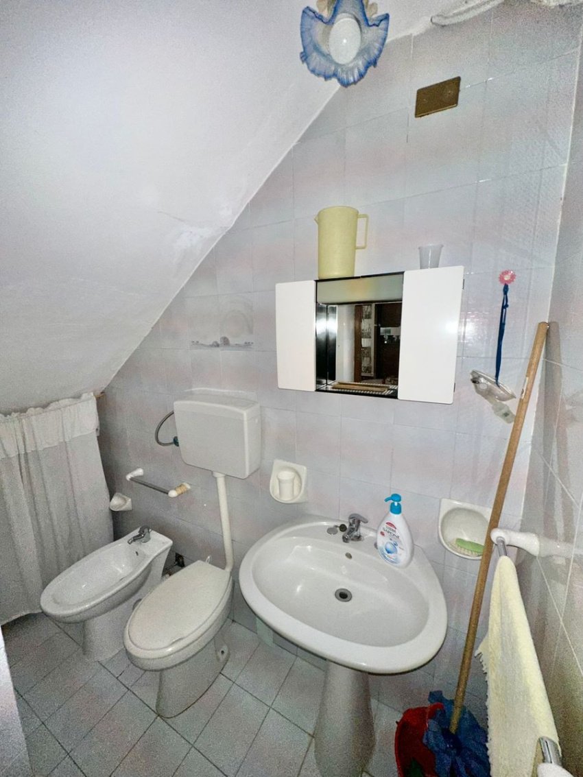 Property in Palazzo Adriano photo 5