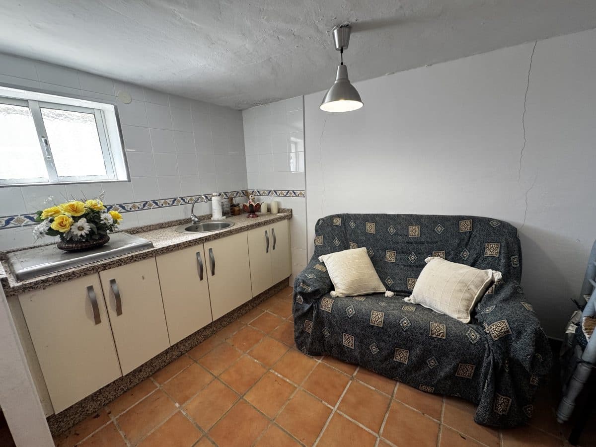 Townhouse for sale in Torre-Alháquime, Cádiz photo 4