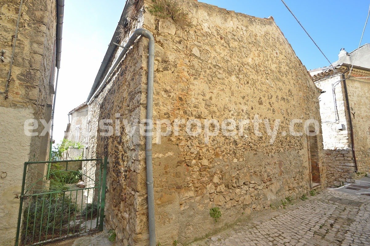 3 bedrooms house, 150 m² Carunchio, Chieti (province) photo 4