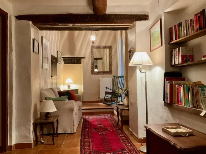 Pretty 2 Bed Village House, Caussiniojouls, Herault photo 3