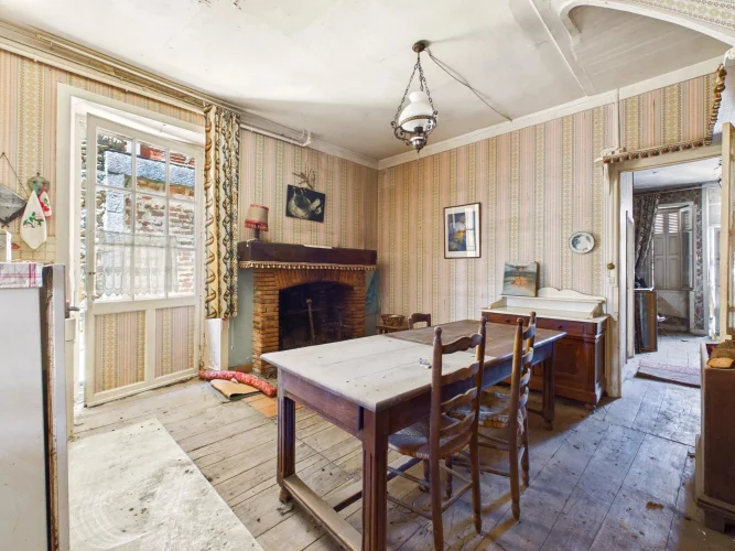 Character-Filled Home, Brimming with Charm photo 4