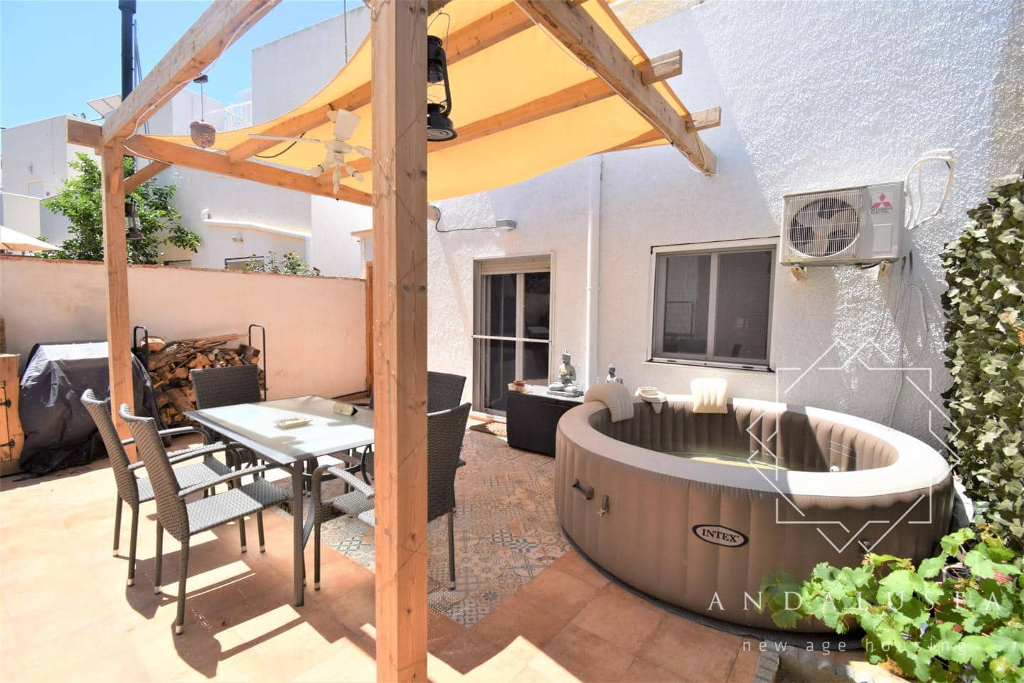 Villa for sale in Lucainena de las Torres, Almería