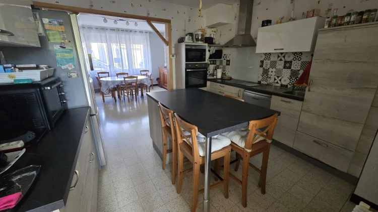 Ref. 4028 Townhouse with Garden in the Ecole Des Carrières Area photo 3