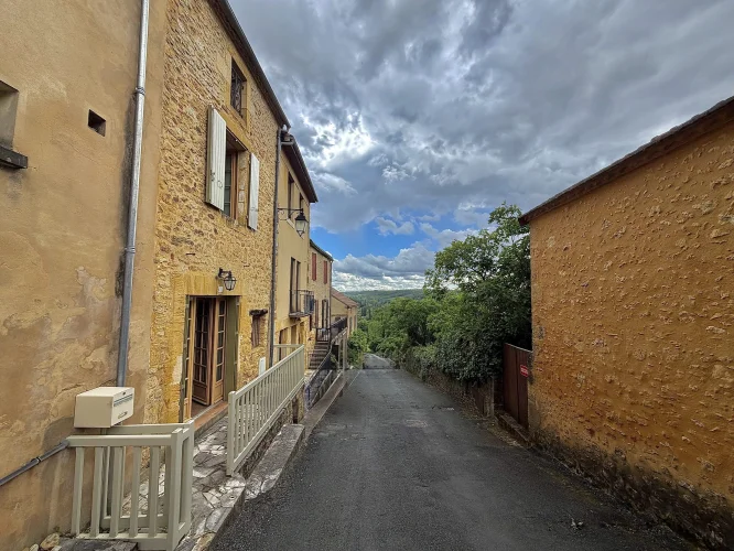 Plesant Stone Village House with Balcony in the Heart of Belves