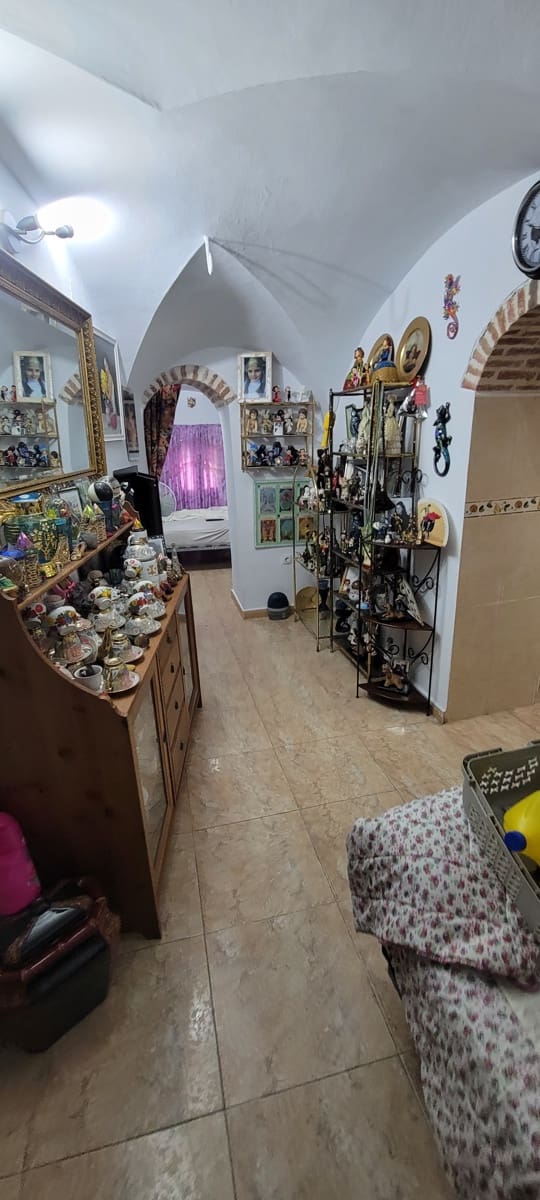 Townhouse for sale in Trujillo, Cáceres photo 3