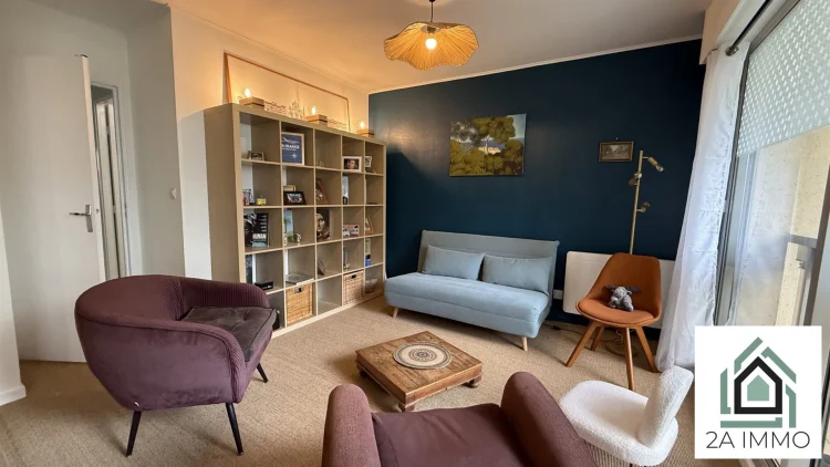 76.38 m² 3-Room Apartment Fully Renovated with Garage, C photo 2