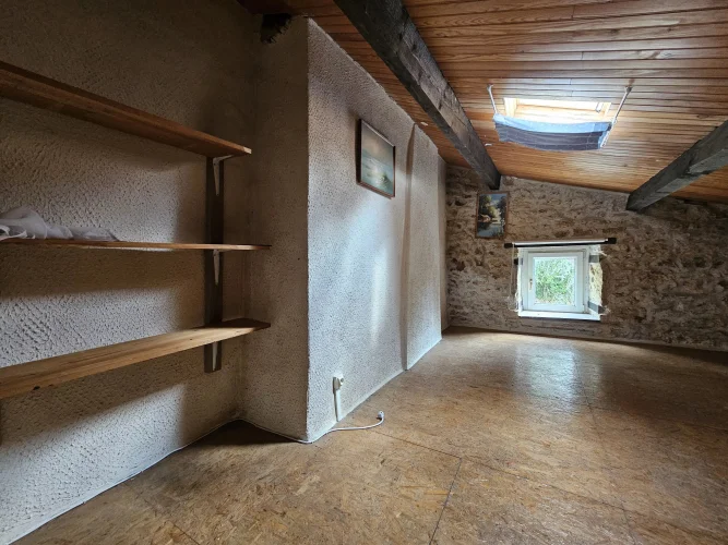 Detached Hamlet Home with Attached Barn and Excellent Potential photo 4