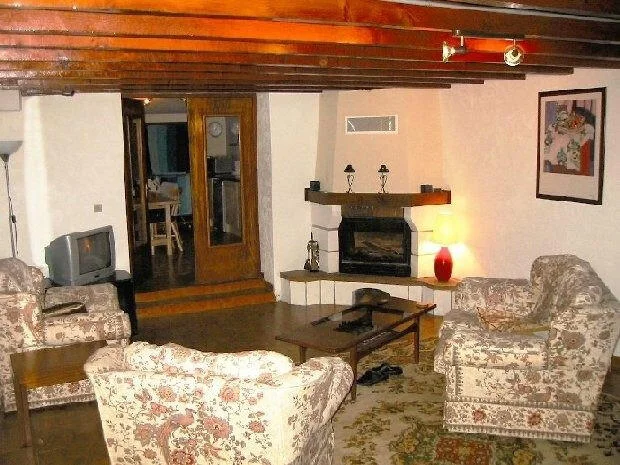 For Sale, Three Bedroom Town House with Balcony and Small Garden photo 3