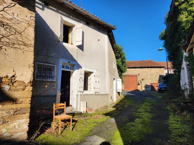 Rustic Village House in Champagnac-la-Rivière photo 2