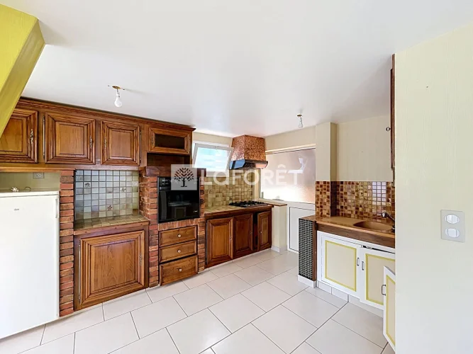 Three-Room Apartment for Sale in Jullouville – Ideal Second Home photo 3