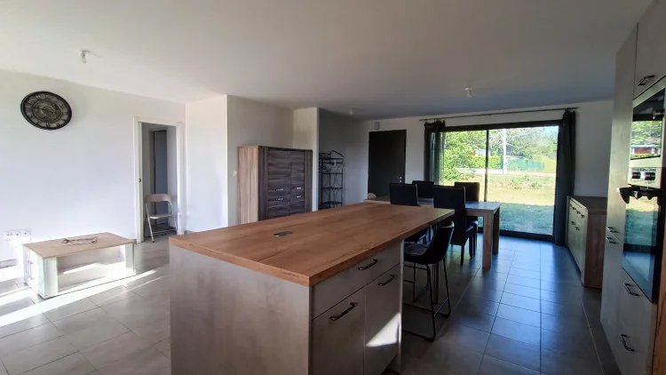 New 3-Bed Single-Storey House with Garage and Terrace, Near Cubjac, Dordogne photo 5