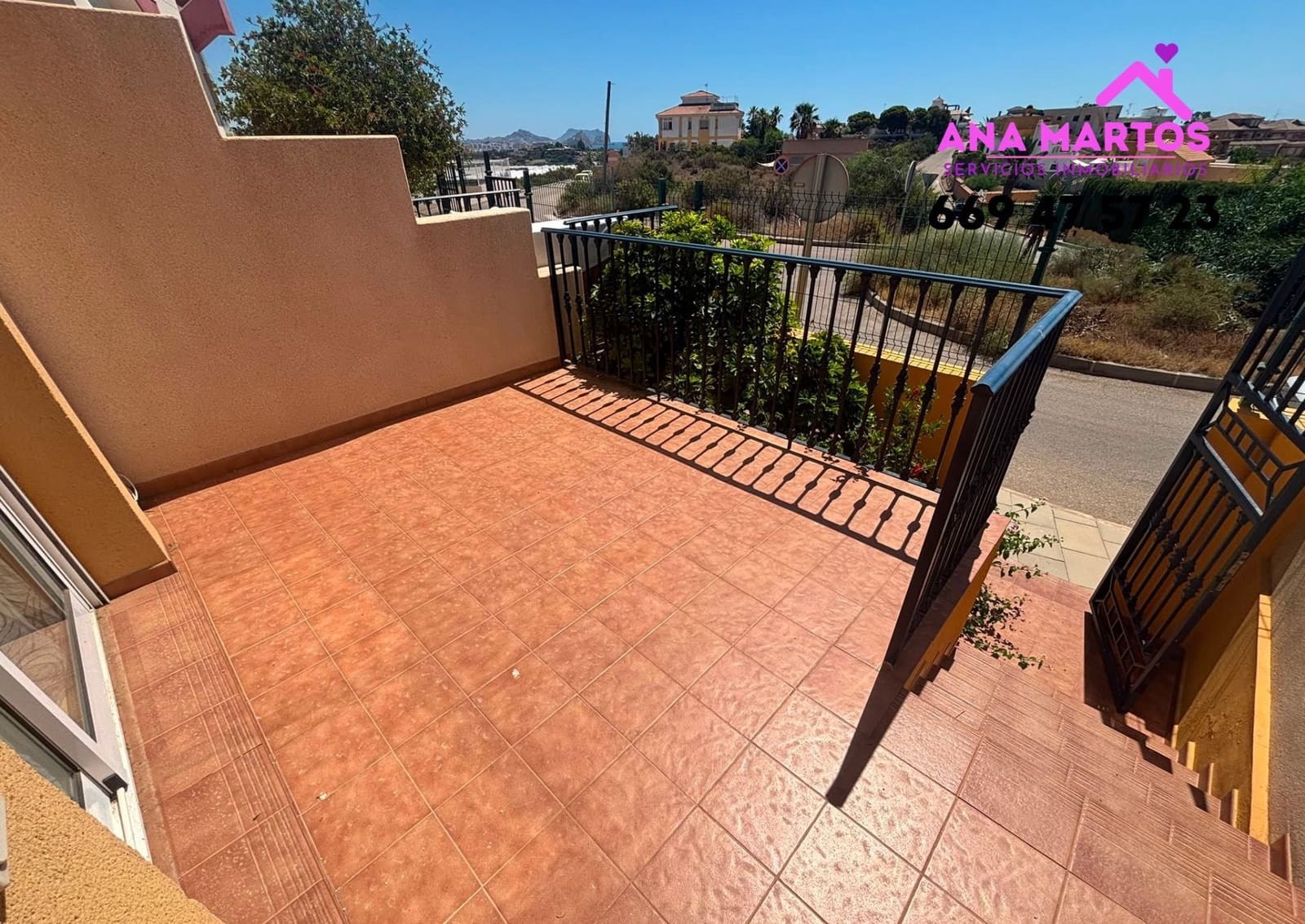 Townhouse for sale in Calarreona, Aguilas, Murcia