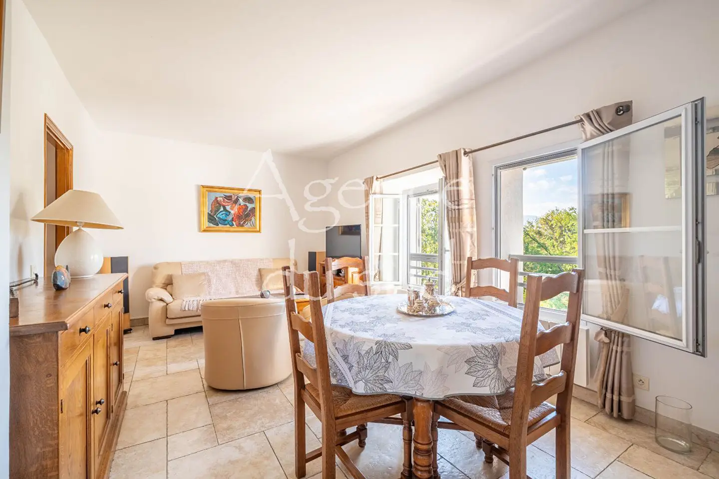 Apartment for sale in Marseille 11ème arrondissement — 2 bedrooms, 64 m² photo 4