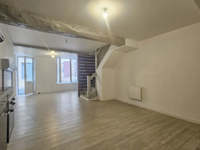 Renovated Town House photo 4