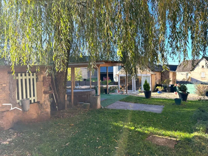 Charming House with Garden in Countryside photo 3