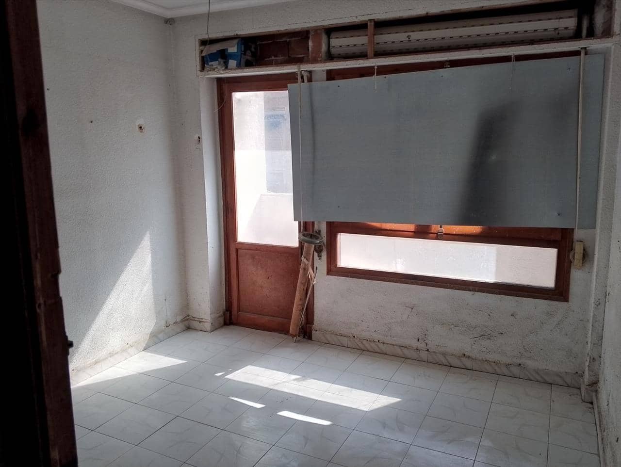 Flat for sale in Elda, Alicante