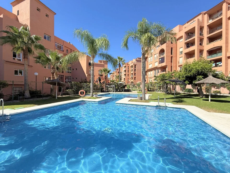 Apartment in La Duquesa, Malaga