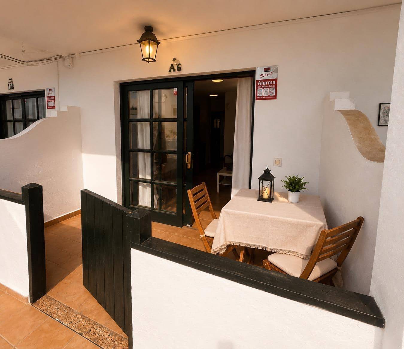 Apartment for sale in Puerto del Carmen, Tías, Lanzarote photo 2