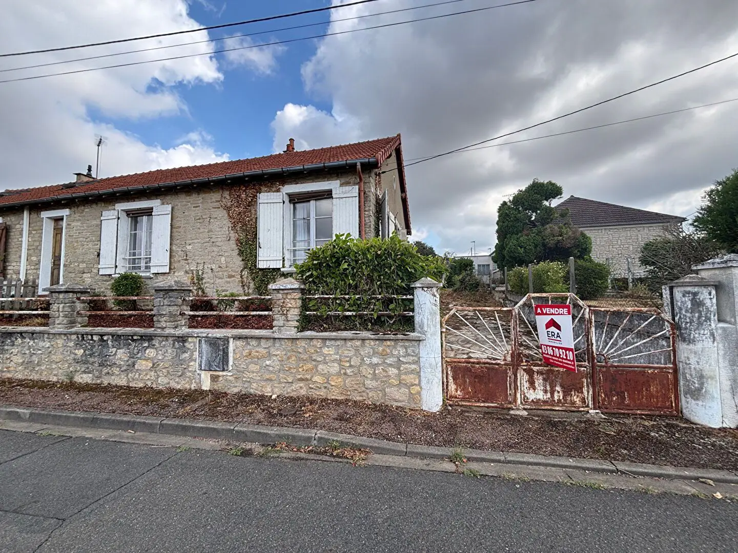 House for sale in Imphy — 2 bedrooms, 74 m²