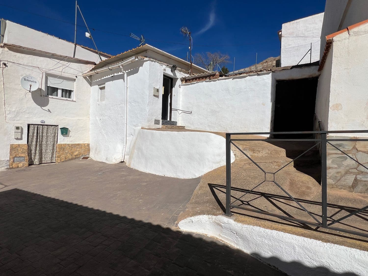 Townhouse for sale in Dólar, Granada photo 2