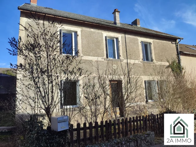 Townhouse with Courtyard 164 m²
