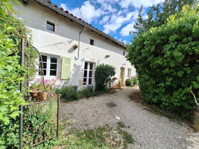 Delightful Character Property in a Quiet Hamlet
