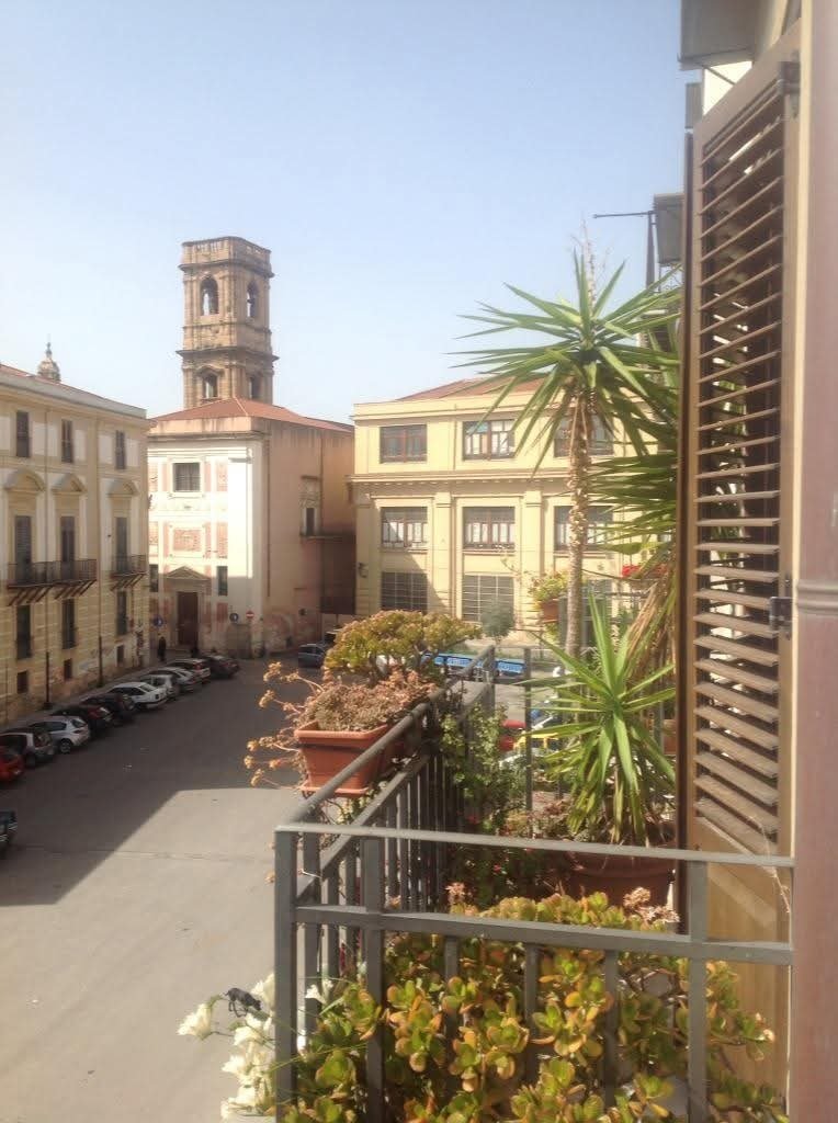 2 bedrooms apartment, 96 m² Palermo, Palermo (province)