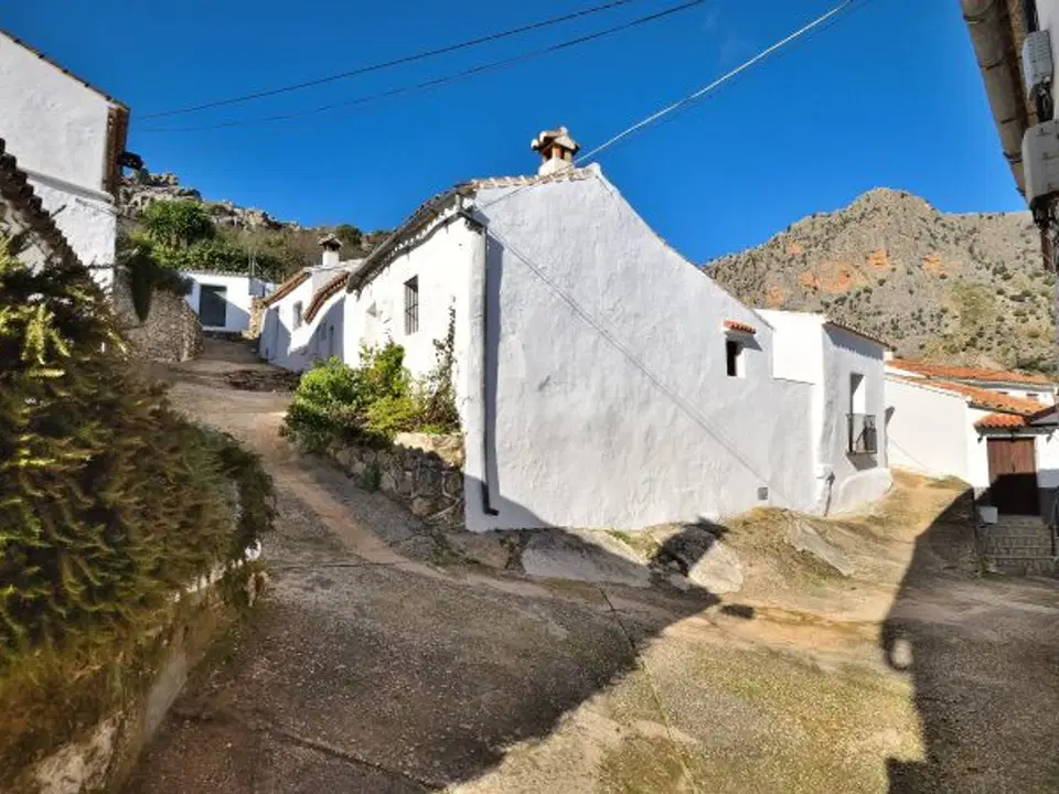 Inmobiliaria Atica photo 2