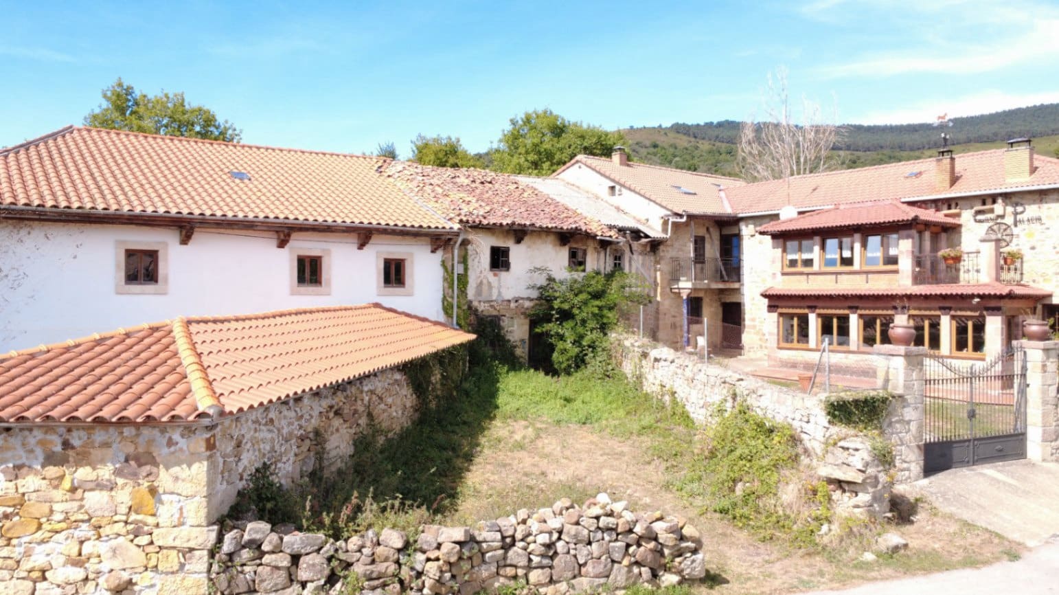 Townhouse for sale in Campoo de Yuso, Cantabria photo 4