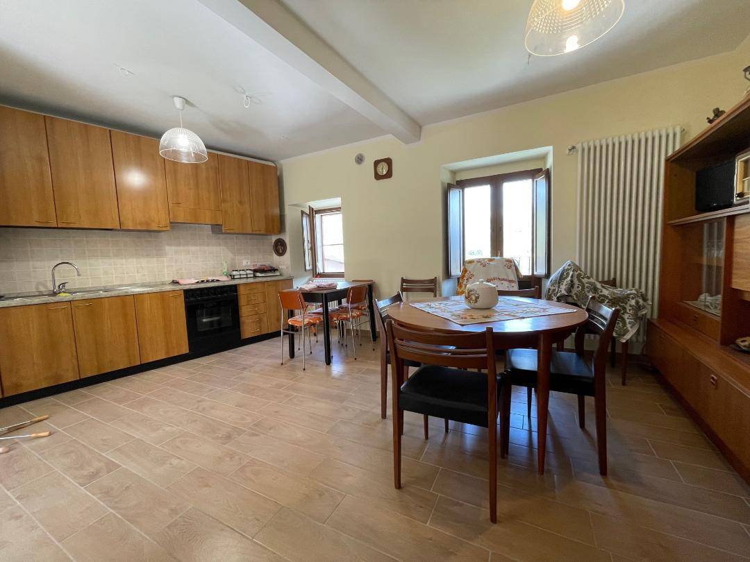 Property in Carapelle Calvisio photo 4