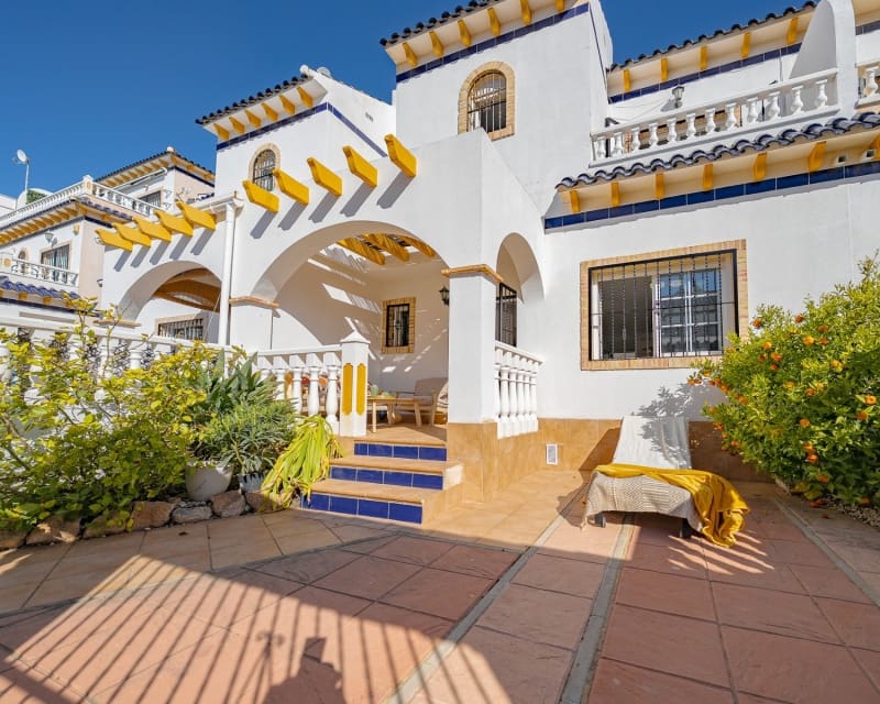 Townhouse for sale in Playa Flamenca, Orihuela, Alicante photo 3