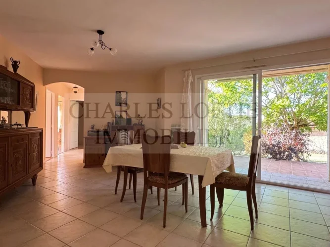 Pretty Single-Story House with 3 Bedrooms and Garage on a 1057 m² Land in Cazals photo 5