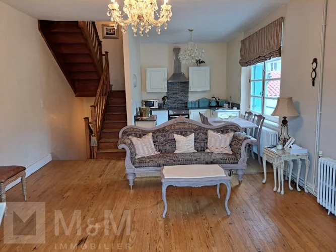 This Townhouse Offers Approximately 95m² of Living photo 2