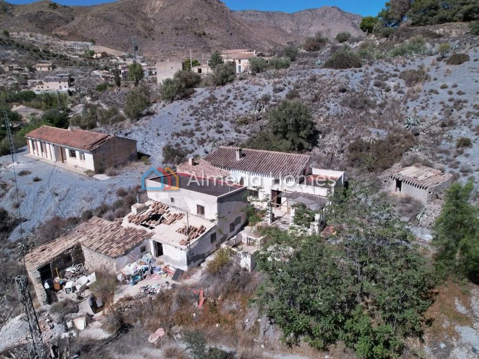 Country house in Oria, Almeria province