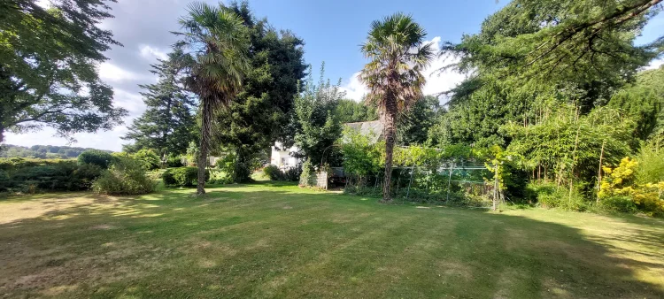 A True Retreat in Brittany, Serene Views in a Charming Village photo 4