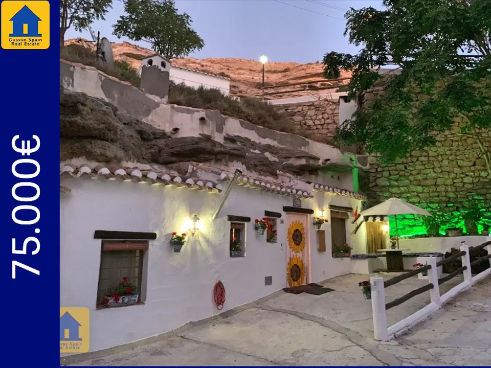 Cave house in Galera, Granada