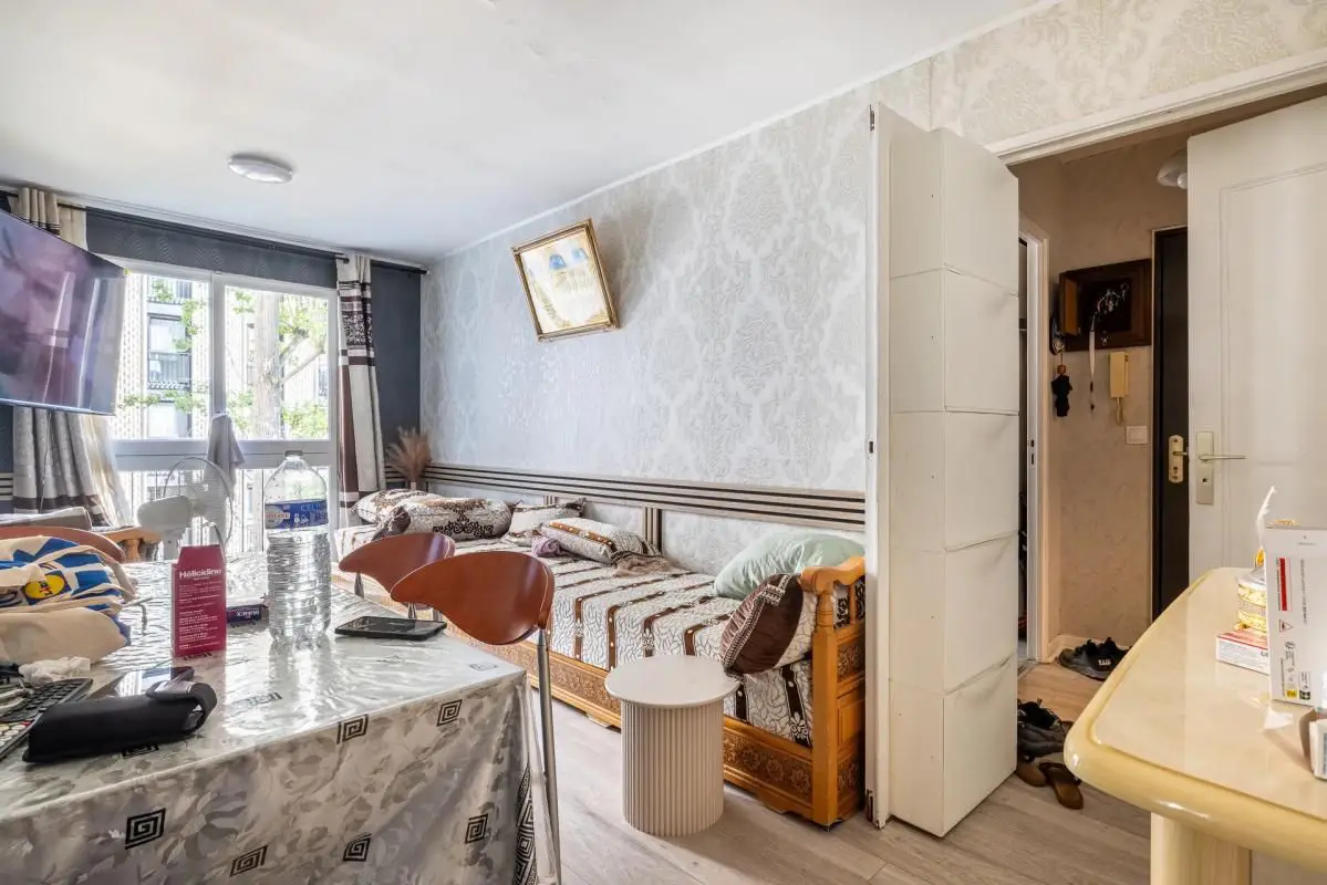 Apartment for sale in Grigny — 3 bedrooms, 66 m²