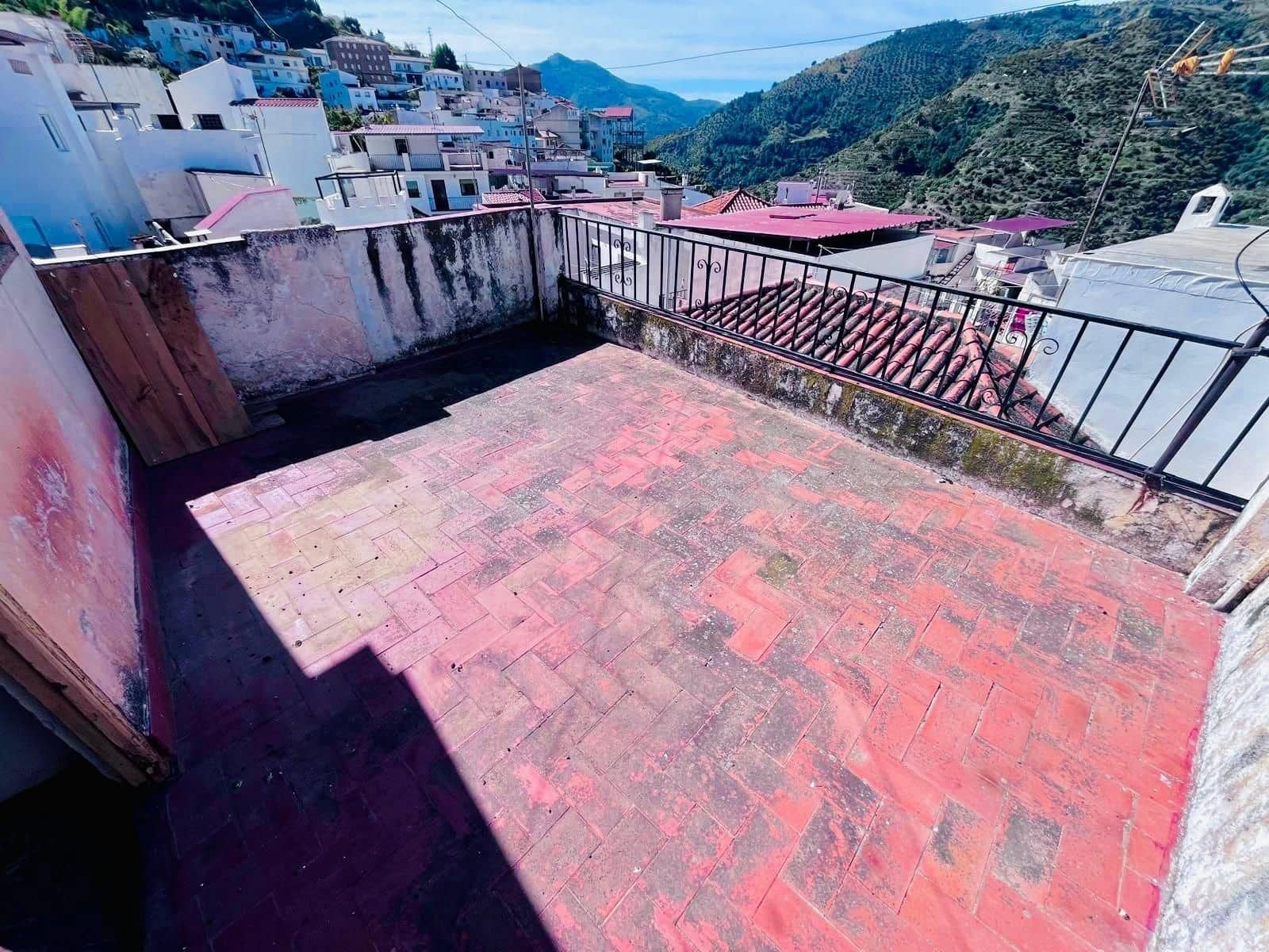 Townhouse for sale in Otívar, Granada