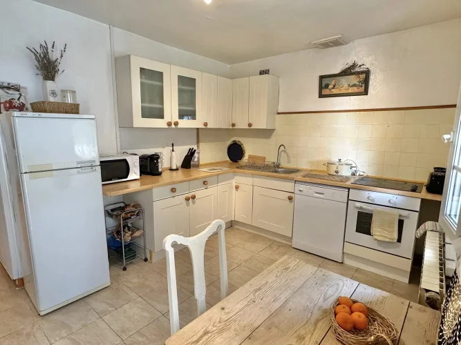 Charming 4-Bedroom Home in a Small Hamlet photo 4