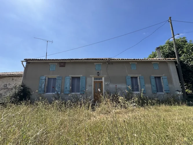 Stone cottage with garden - priced to sell !