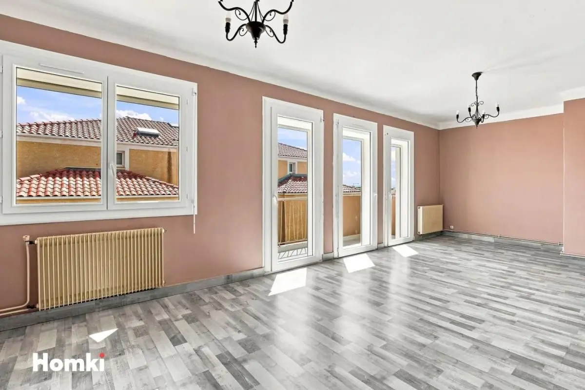 Apartment for sale in Béziers — 3 bedrooms, 79 m² photo 4