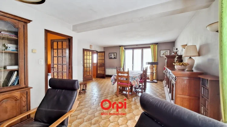 House for Sale photo 2